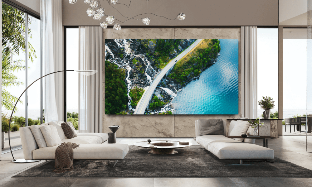 118-inch LG MAGNIT 4K microLED display CEDIA Expo 2023